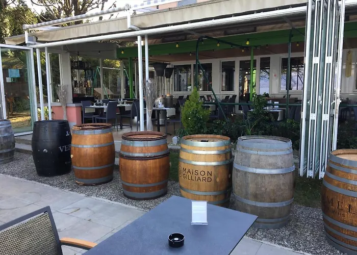 Restaurant De La Plage מלון גלנד