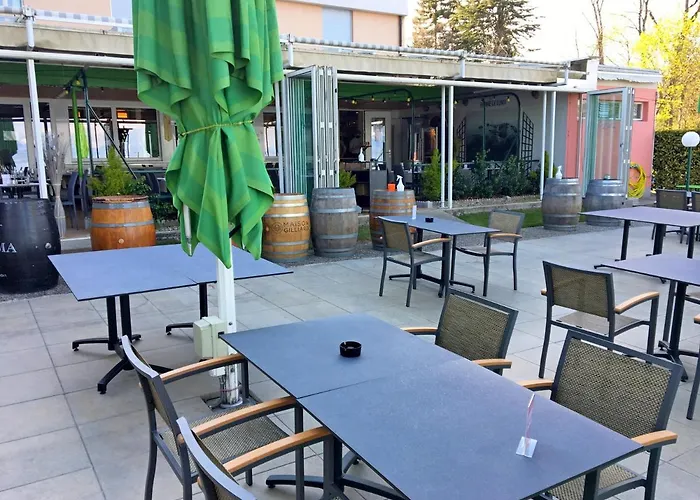 Restaurant De La Plage מלון