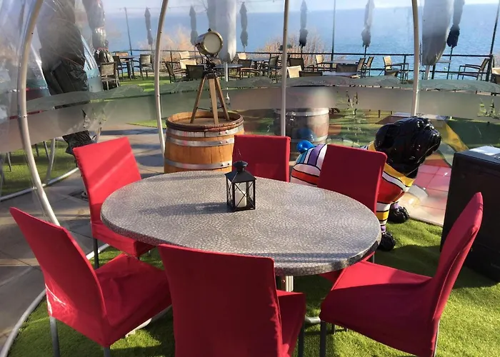 מלון Restaurant De La Plage גלנד