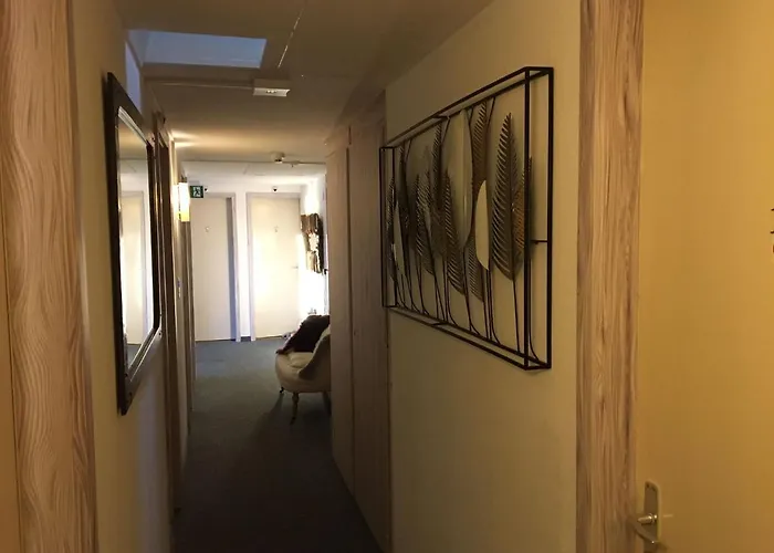 Restaurant De La Plage * גלנד