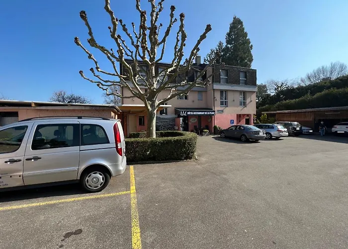 מלון Restaurant De La Plage *