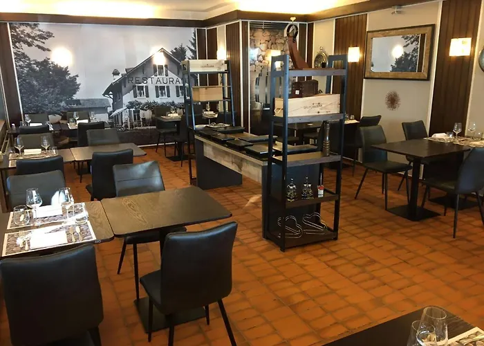 Restaurant De La Plage Гланд